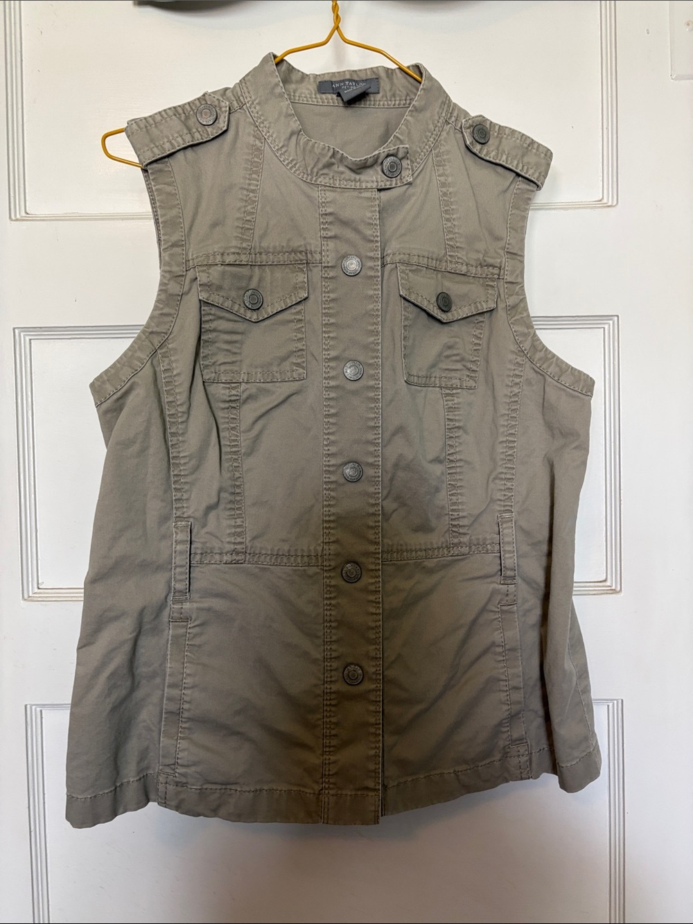 Ann Taylor Petite Taupe Button-Front Vest Size MP